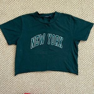 Brandy Melville New York Crop T-Shirt